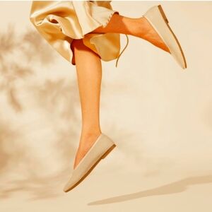 COPY - Vivaia Margot 2.0 Square Toe V-Cut Flats Oatmeal - 39.5/8.5